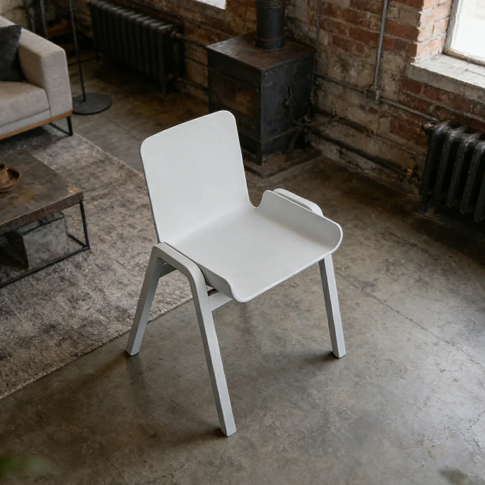 LIVARA Modern Meeting Chair - Ergonomic PP Plastic Seat with Solid Bentwood Legs, Lightweight Minimalist Design for Office & Dining Use - White - Image 2