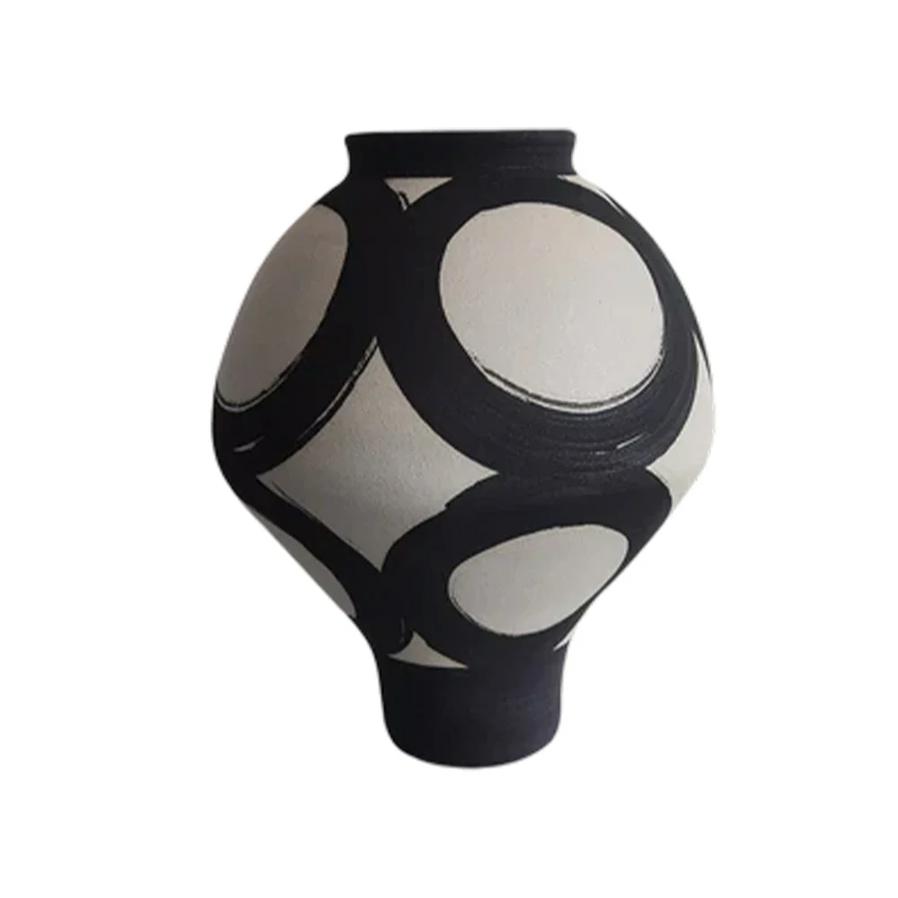 LIVARA Ceramic Vase Ornament Stable Glaze Structure Designed for Long-Term Display Matte Ceramic